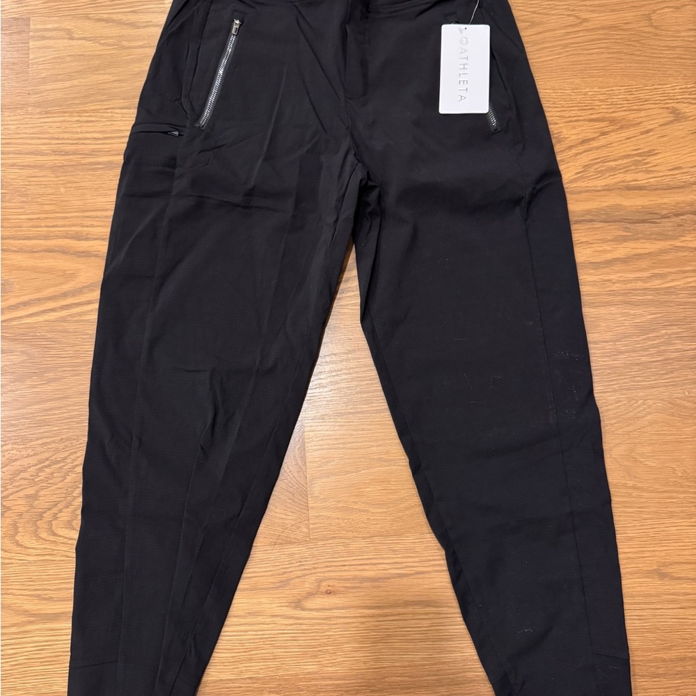 Athleta - Black Trekkie North Joggers
